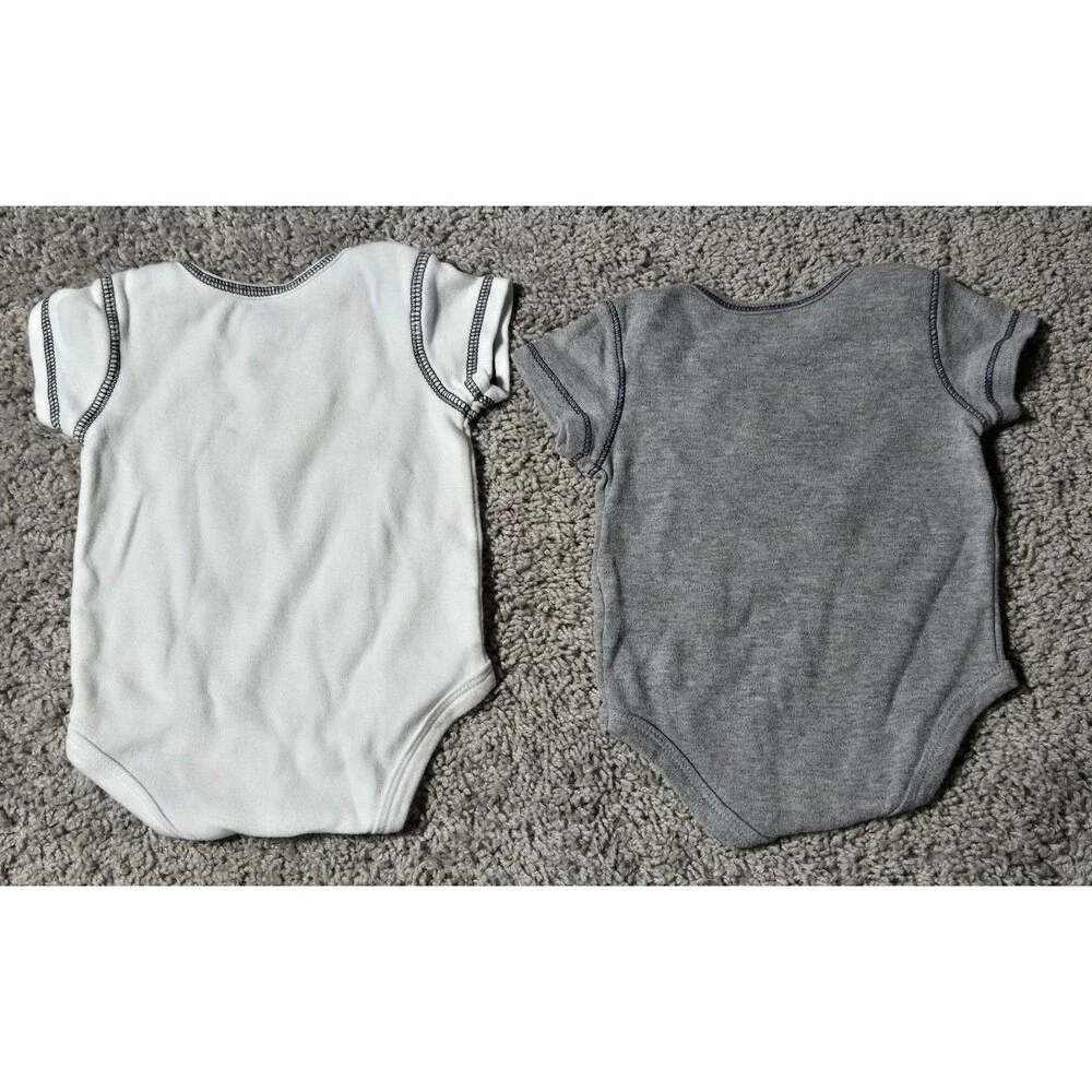 Baby Bodysuit 2 set Minnesota NFL Vikings MLB Twins onesie 0-3 months